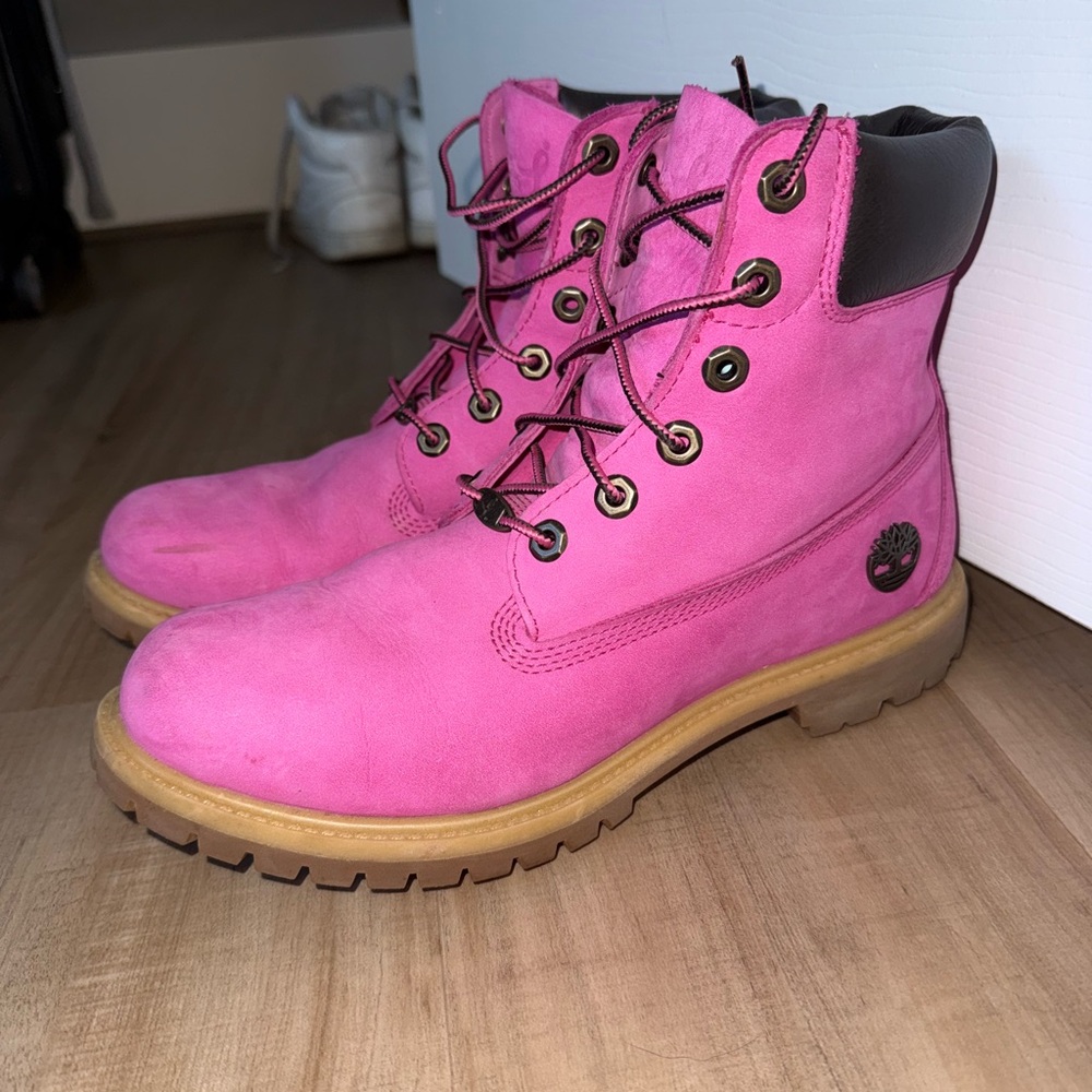Timberland Women's Bright Pink Combat Boots